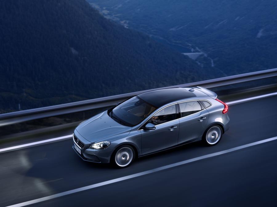  Volvo V40 2012 года  (фото 114 из 183)